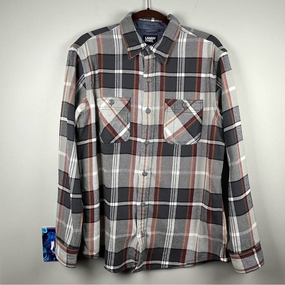 Lands' End Rugged Work Shirt Button Up Flannel Charcoal Plaid Size Medium Mens